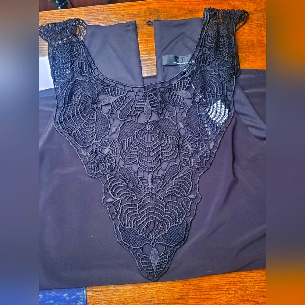 WHBM top with front embroidery